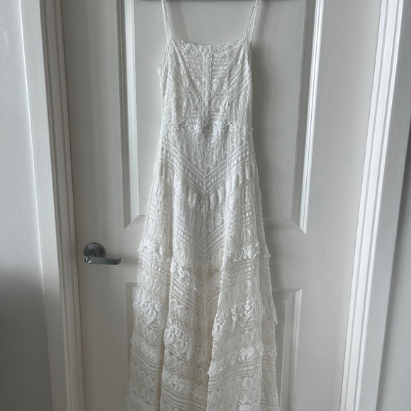 L’ATISTE by Amy White Lace Maxi Dress – Size S - Picture 1 of 12